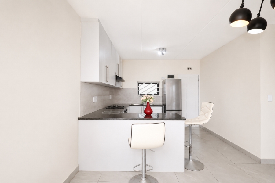 2 Bedroom Property for Sale in Parklands East Western Cape